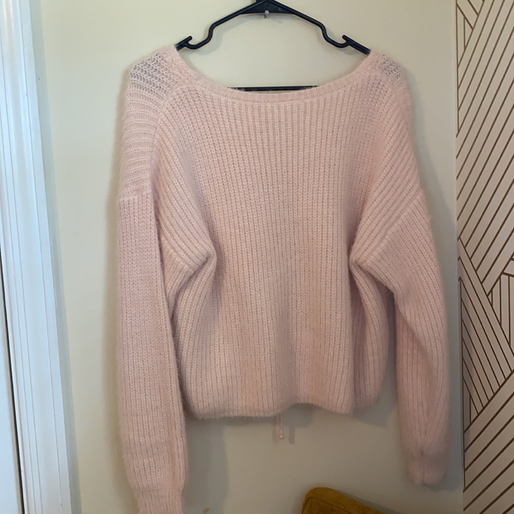 Pink sweater - Picture 3 of 3